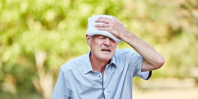 Cómo cuidar a las personas mayores frente a los golpes de calor