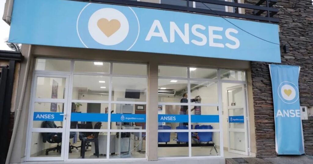 ANSES: cuáles son los nuevos montos de AUH y SUAF en febrero 2026 