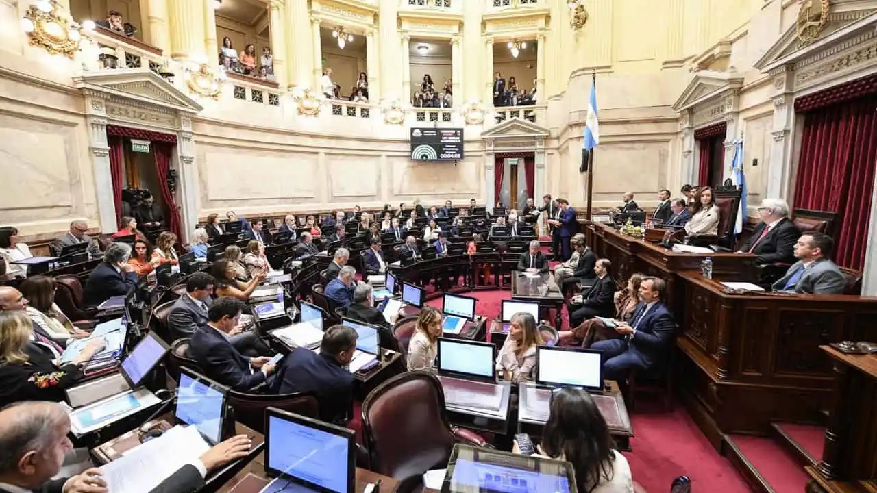 Reforma laboral: tras la media sanción en el Senado, el Gobierno busca que Diputados la trate en extraordinarias antes del 1 de marzo