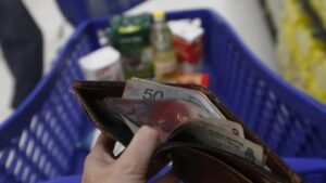 ¿Cómo afecta al bolsillo la inflación oficial en Argentina?