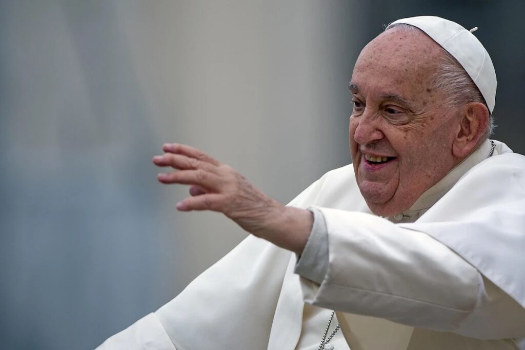 “Francisco vive en el encuentro”: homenaje al Papa argentino a un año de su partida