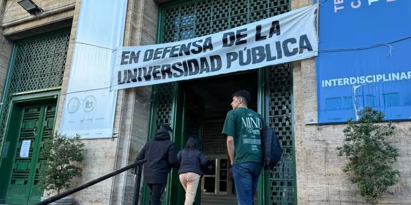 Paro universitario todo país financiamiento