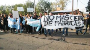 Cierre de empresas en Argentina: ya son más de 24 mil las compañías que bajaron sus persianas en 17 meses