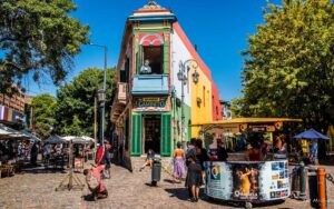 Lugares turísticos de Buenos Aires para recorrer como turista o bonaerense: opciones clásicas y rincones imperdibles