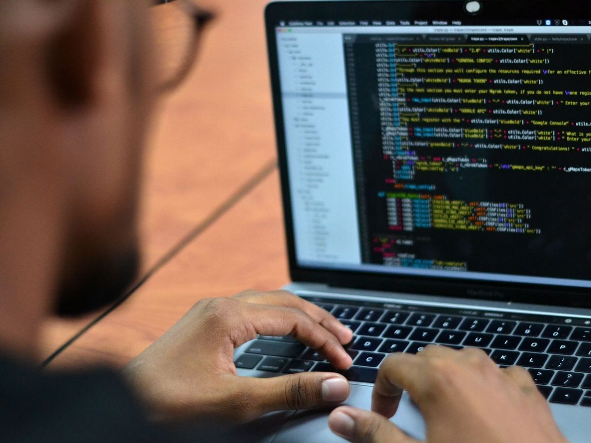 Qué datos tuyos circulan en internet sin que lo sepas: cómo se recopila tu información y por qué importa