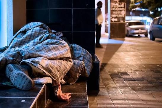 Ola de frío en La Matanza: cómo ayudar a las personas en situación de calle y qué espacios de asistencia están disponibles