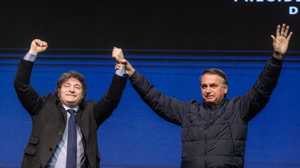Milei prepara una gira internacional para buscar inversiones y desafía a Lula con una visita a Jair Bolsonaro