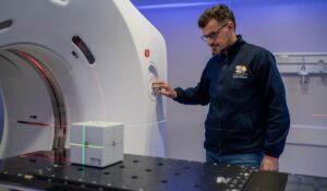El Garrahan puso en funcionamiento un nuevo equipo fundamental para tratar el cáncer